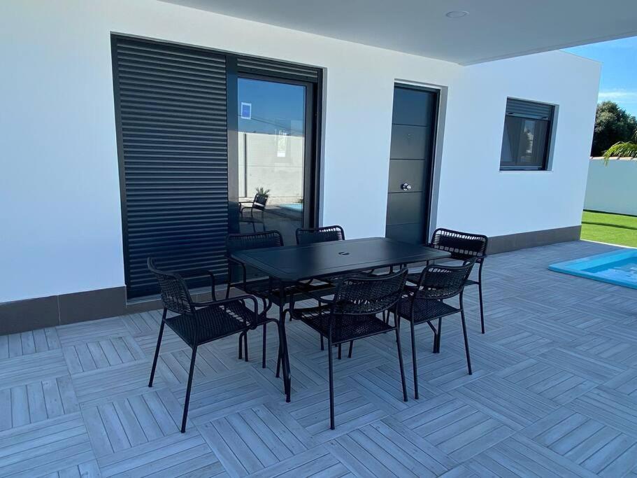 Moderna Villa Con Piscina Privada By Chiclanadreams Chiclana de la Frontera Esterno foto
